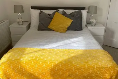 Gallery image of Cornwall Explorers Base 2 Bed City Apt in Kenwyn