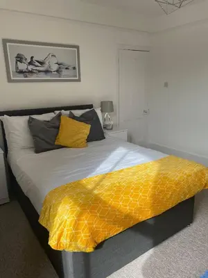Gallery image of Cornwall Explorer's Base 2 Bed City Apt in Kenwyn