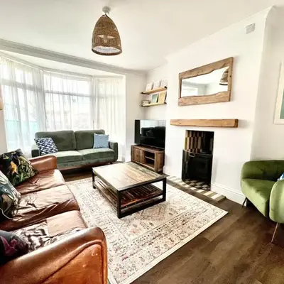 3-Bedroom Holiday Home
