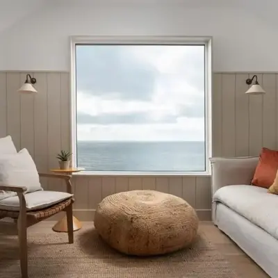 Cosy Beach House on the Seafront Porthleven