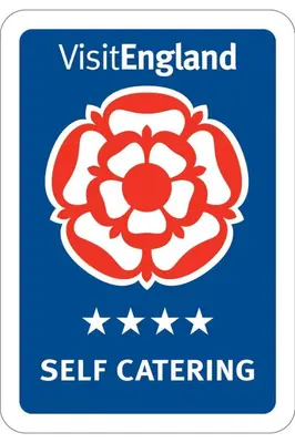 a sign for the vietnamese island self catering unit sticker at Holiday Home Idyllisches Landhaus mit wunderschönem Garten by Interhome in Liskeard