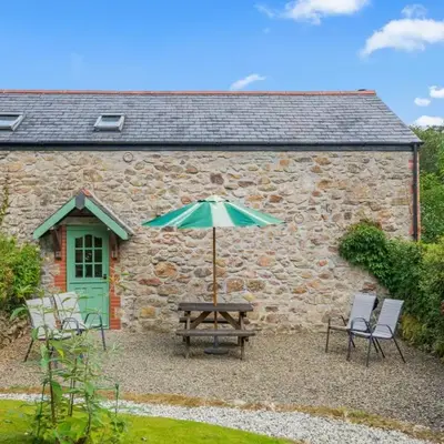 Holiday Home Idyllisches-haustierfreundliches Landhaus Lavender by Interhome