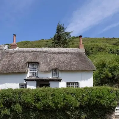 Old Cottage 1 min from the sea! Crackington Haven