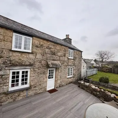 3 Double Bed Character Cottage in Quiet Hamlet