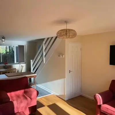 Entire 2 bedroom house in a great Cornish location
