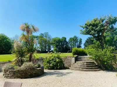 Gallery image of Jacobean Farmhouse, pet friendly in Truro