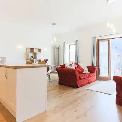 Tidemill House Apartment