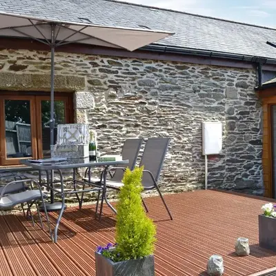Black Thorn Cottage