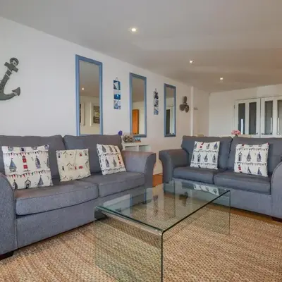 47 Bredon Court