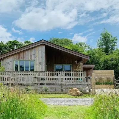 Peregrine Lodge