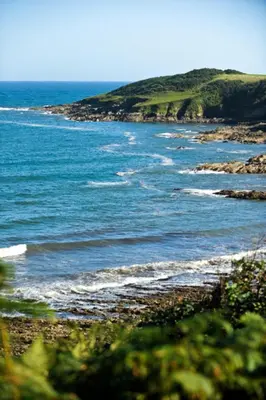 a view of the ocean with a rocky beach at Hotel Meudon in Falmouth