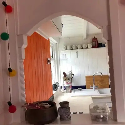 Hippy beach shack