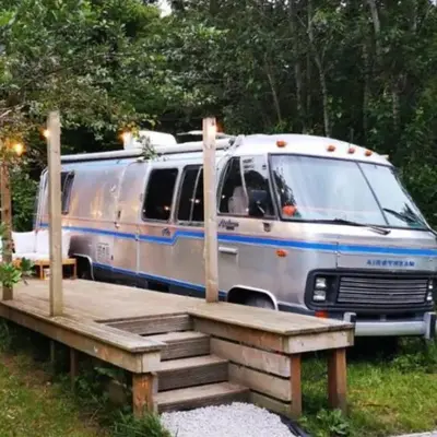 Glamping 1970 American Airstream motorhome