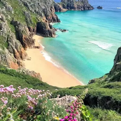 2-Bed Cottage Sleeps 5 Pets Ok Close to Coast