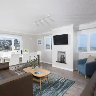 Fairsky - Sea Views and Allocated Parking