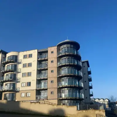 Amazing 2-bedroom apartment with lovely sea views