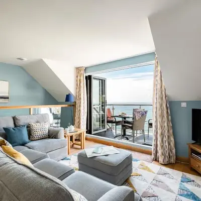 Sea Gem - Mount Brioni