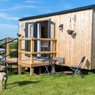 Shepherds hut with valley views