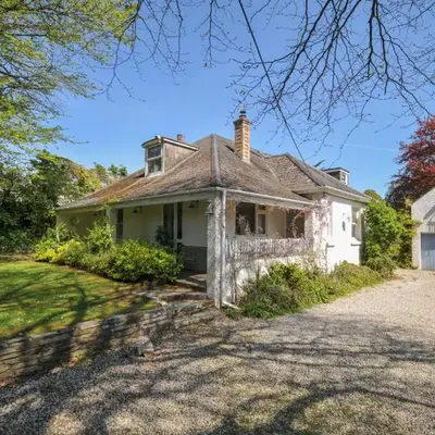 Sandy Lodge Rock