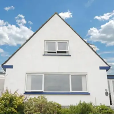 Detached House 2 Bed Sleeps 4 Parking