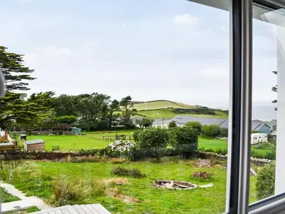a view from a window of a yard at Elmington Studio in Tintagel