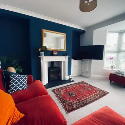 Beautiful 2 bed end terrace Victorian town house