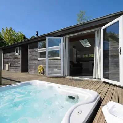 5 Meadow Retreat
