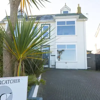 Oystercatcher House
