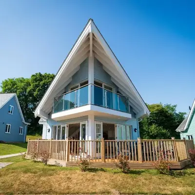 Trewhiddle Retreat V4 by Together Travel - Luxury 4-Bedroom Villa