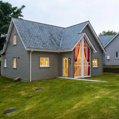 Trewhiddle Retreat V18 by Together Travel - Luxury 4-Bedroom Villa