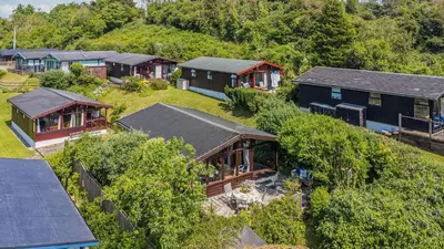 an overhead view of a row of houses at Scandinavian Style Lodge in Rock in Wadebridge