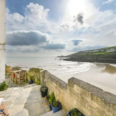 Holiday Home Dolphin Cottage by Interhome